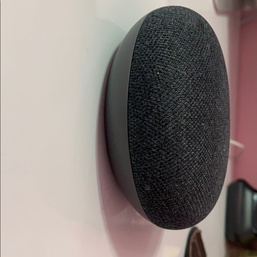 google home mini - Picture 2 of 2
